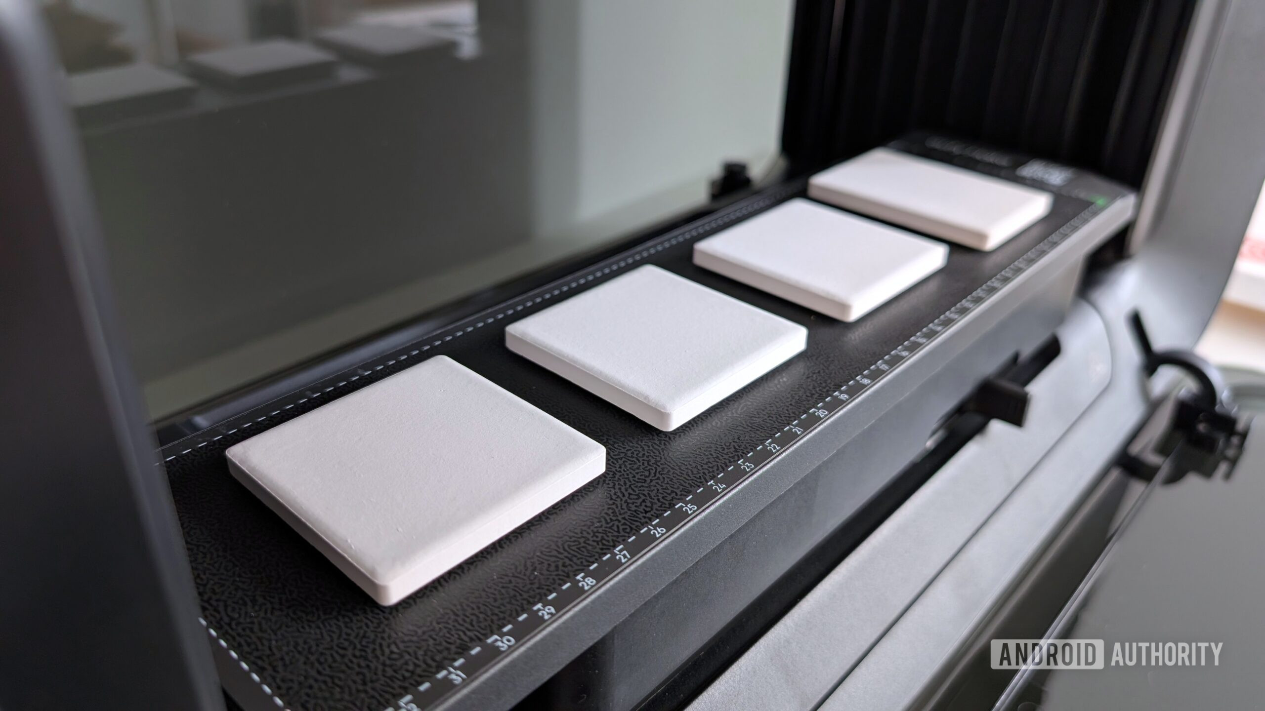 eufyMake UV Printer E1 bed with magnets eufyMake UV Printer E1 bed with magnets