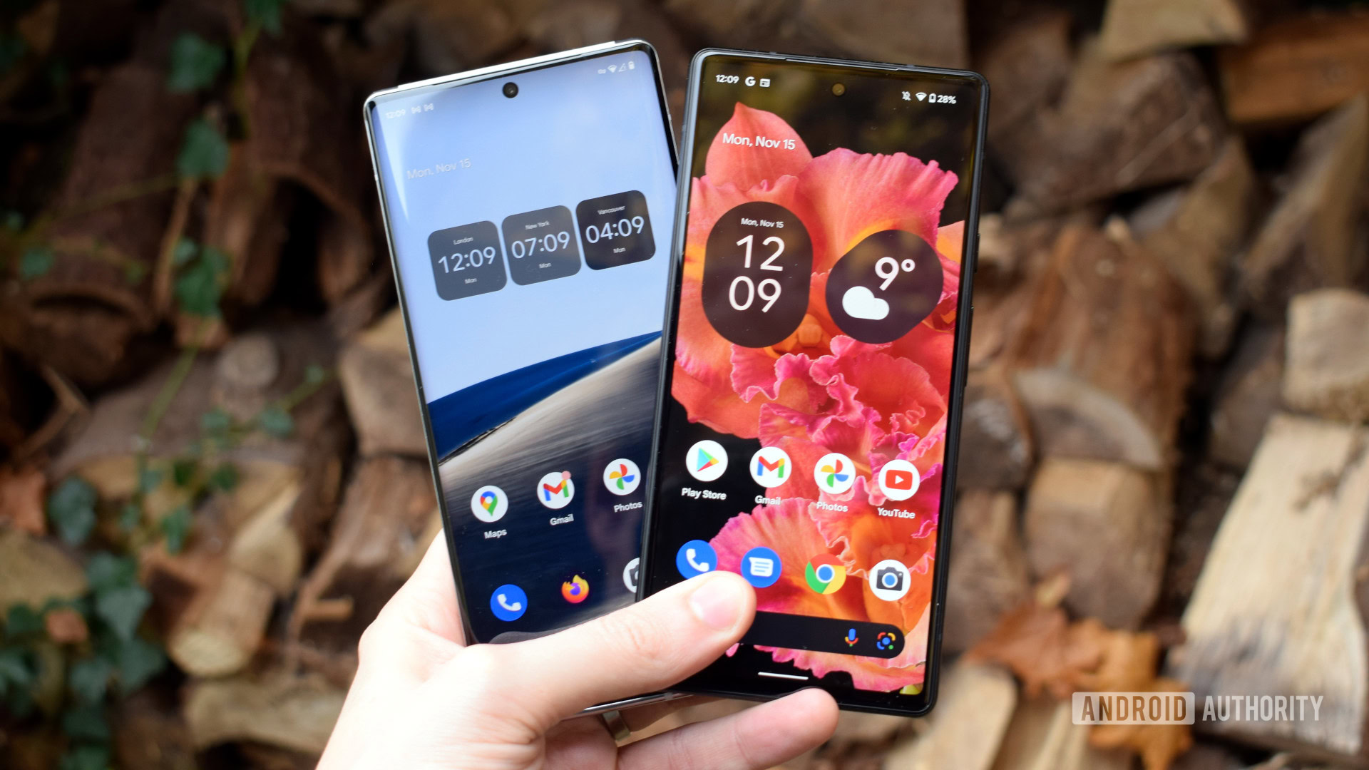 Google Pixel 6 and Pixel 6 Pro Android 12 homescreen Google Pixel 6 and Pixel 6 Pro Android 12 homescreens
