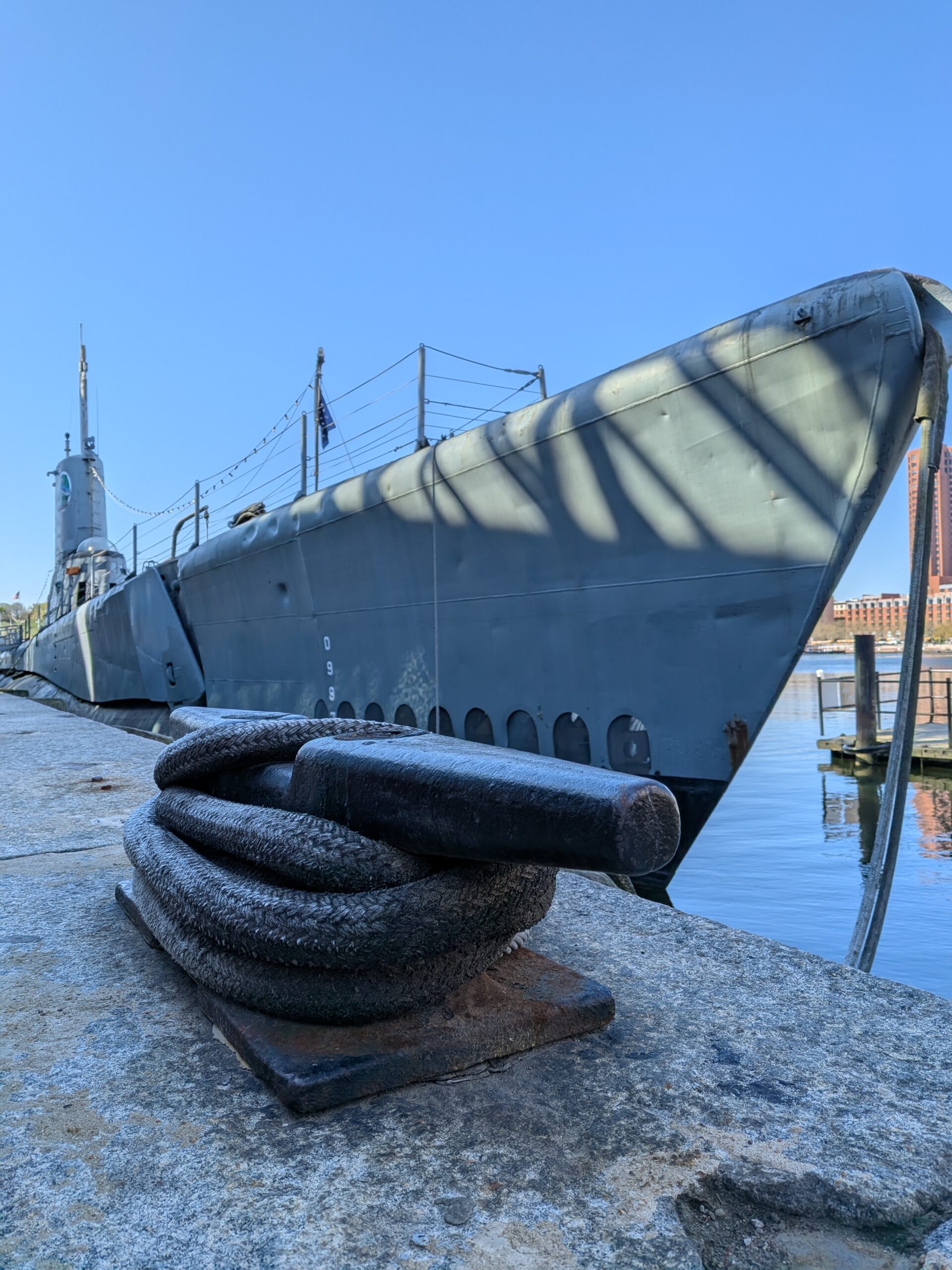 Google Pixel 9a submarine 1x zoom