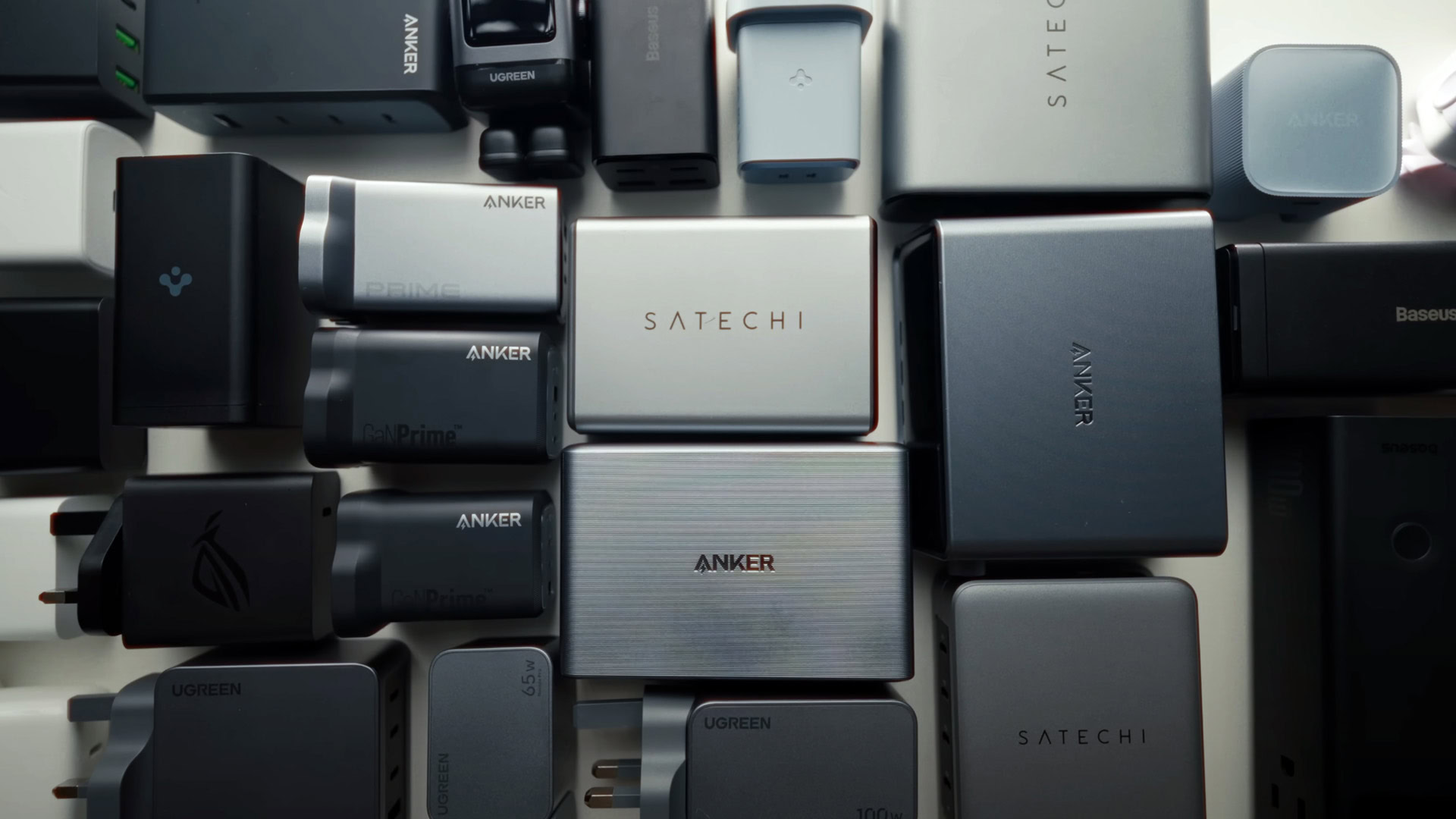 Loads of wall chargers Loads of wall chargers