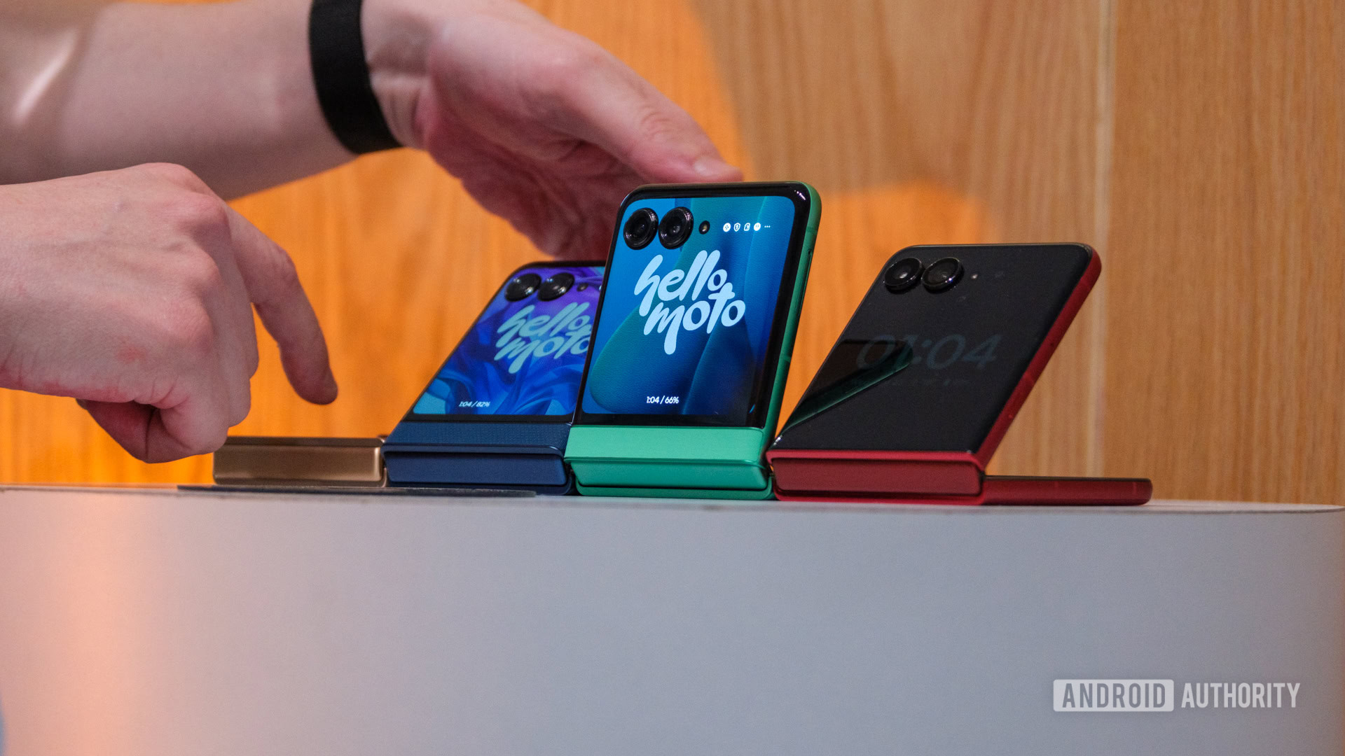 Motorola Razr 2025 series on table Motorola Razr 2025 series on table