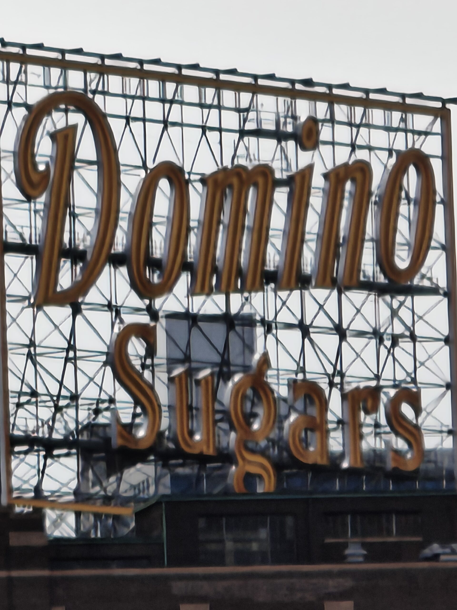 Nothing Phone 3a Pro domino sugar 30x zoom