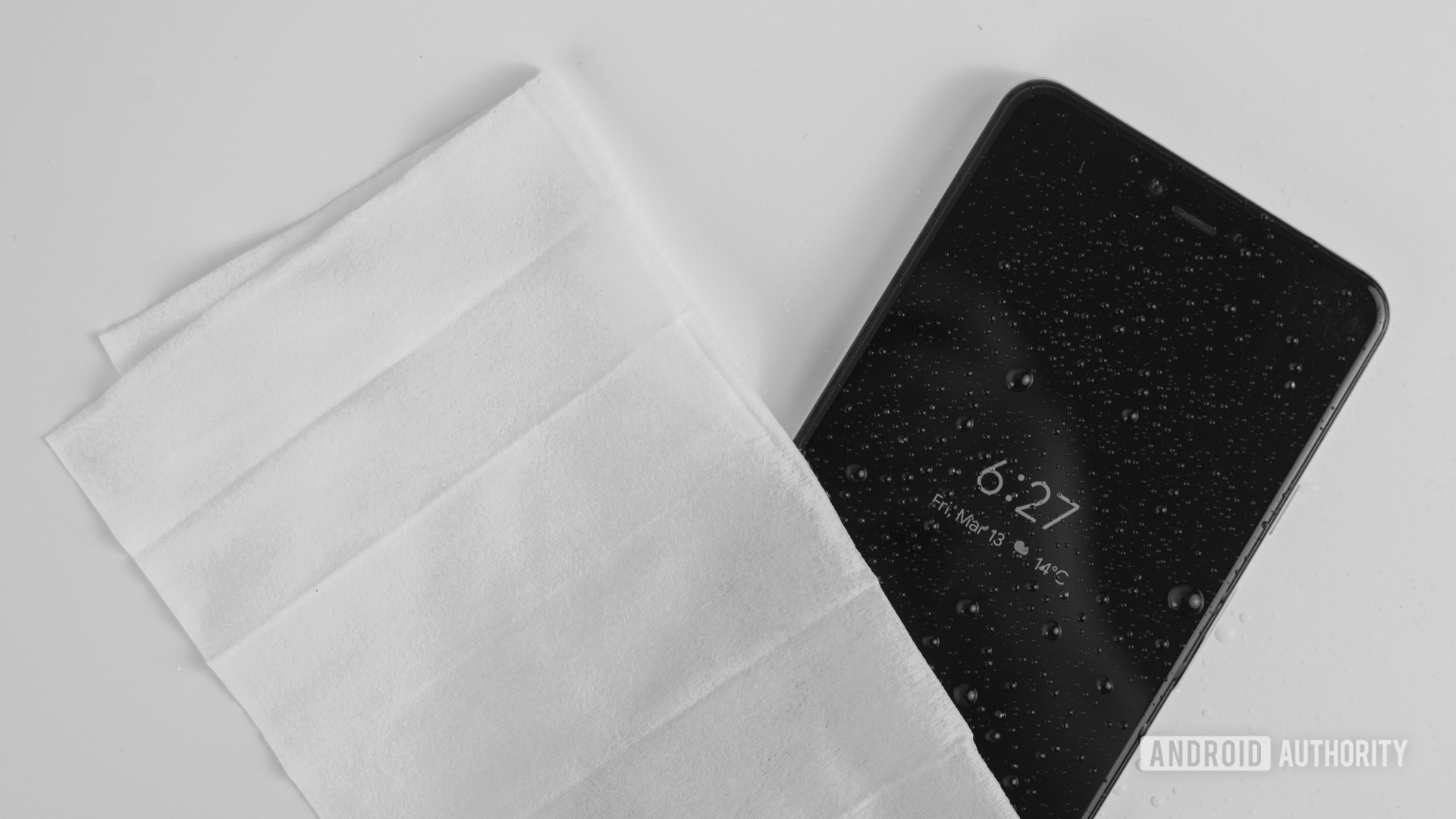Phone with disinfectant wipes 4 Phone with disinfectant wipes 4 IP rating
