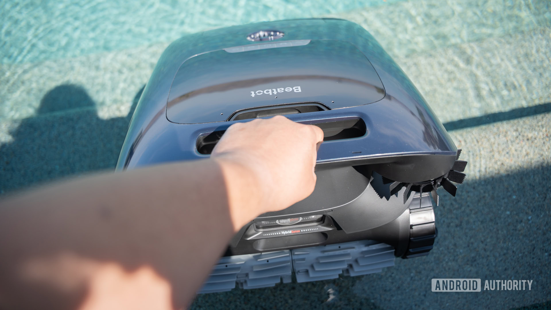Putting Beatbot AquaSense 2 Ultra in pool Putting Beatbot AquaSense 2 Ultra in pool