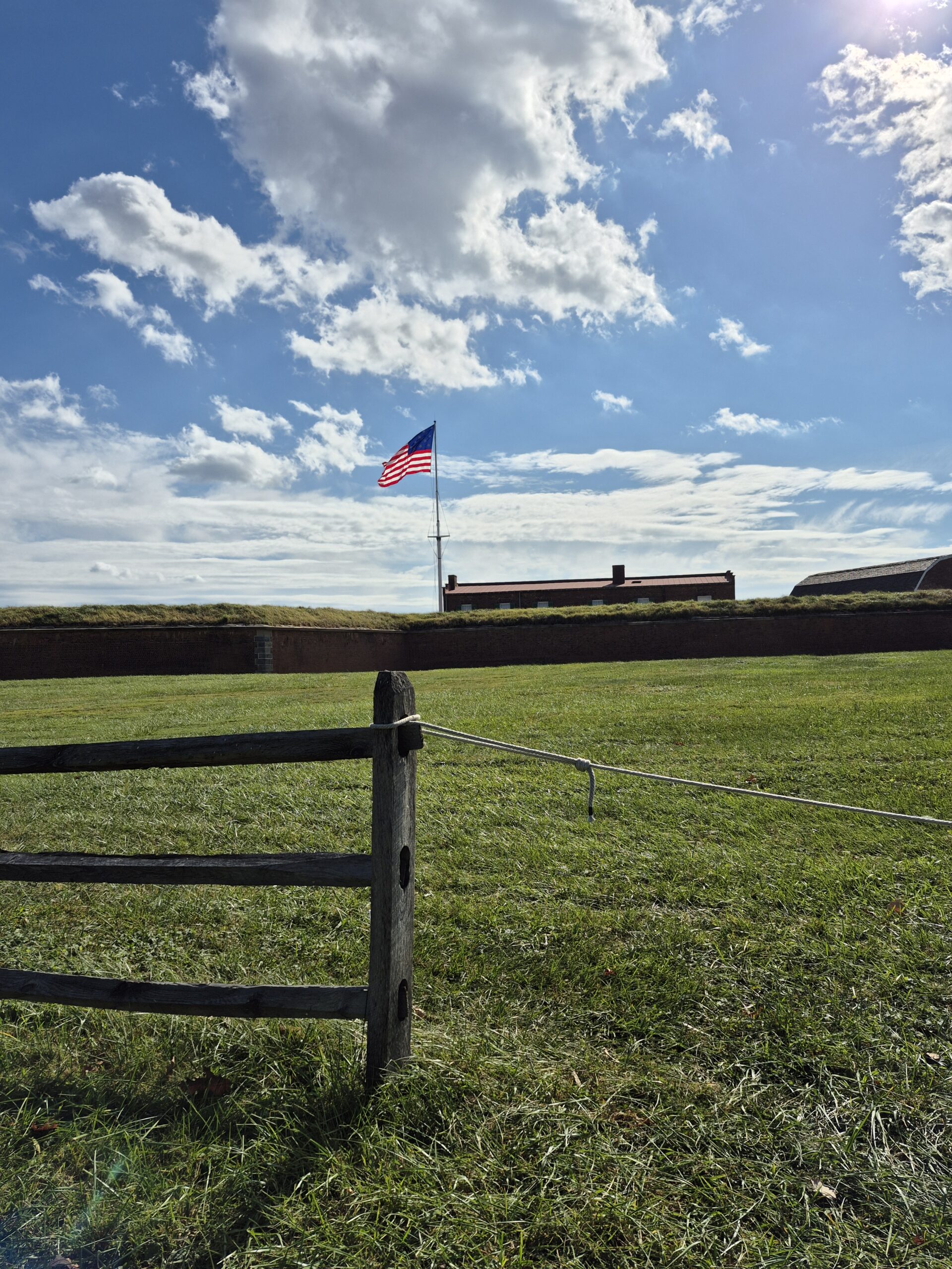 Samsung Galaxy S24 FE Fort McHenry 1x zoom