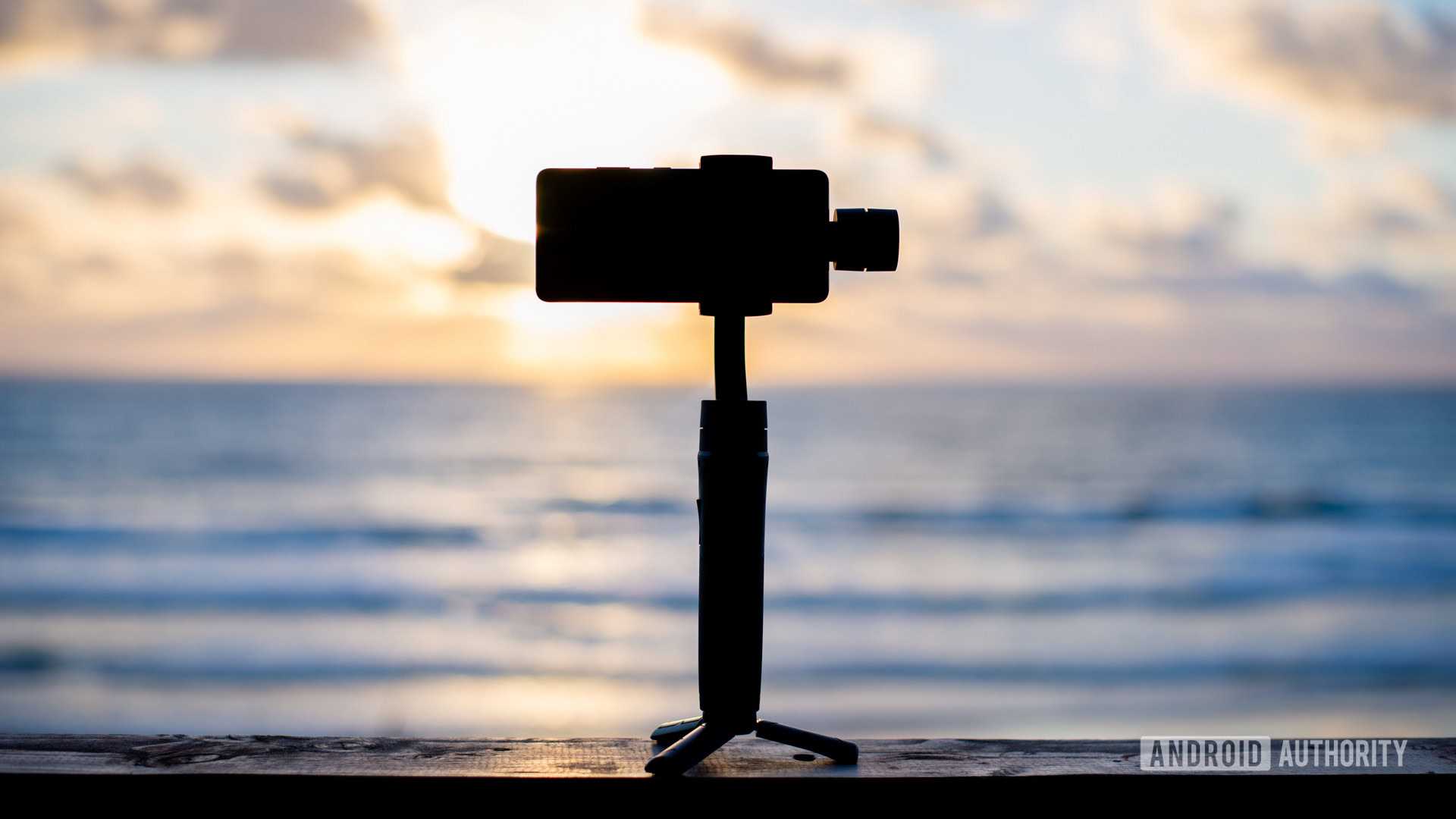Smartphone Gimbal Stabilizer stock 1 Smartphone Gimbal Stabilizer stock 1