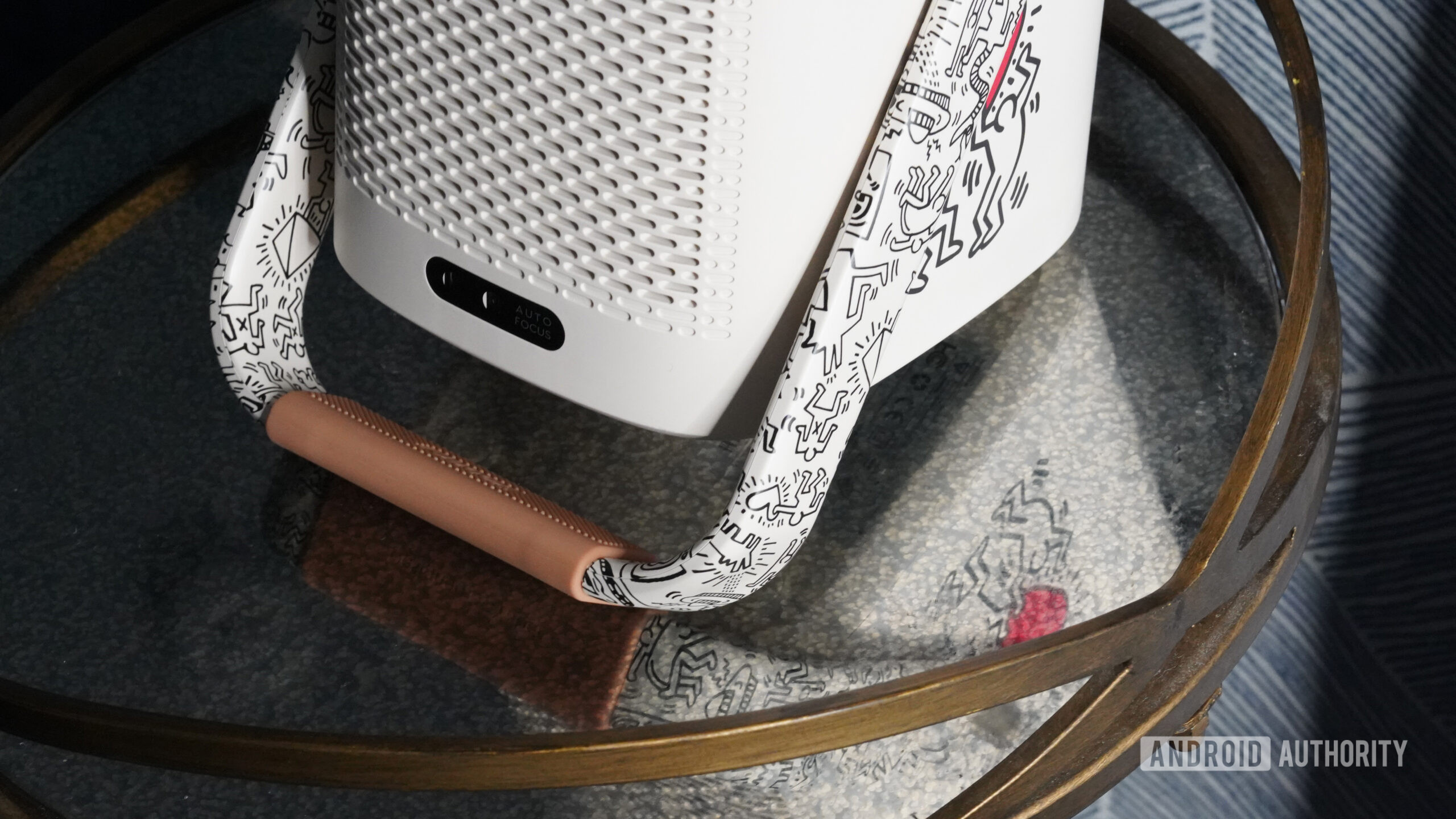 Yaber Projector T2 Handle 2 The Yaber Projector T2 can also act as a Bluetooth speaker for audio only experiences.
